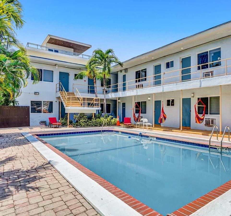 Christmas Retreat Walk To Dania Beach Pool Экстерьер фото